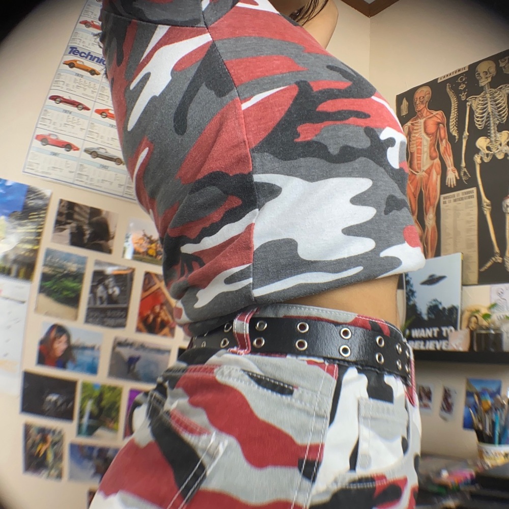 colored camo top - Picture 4 of 4